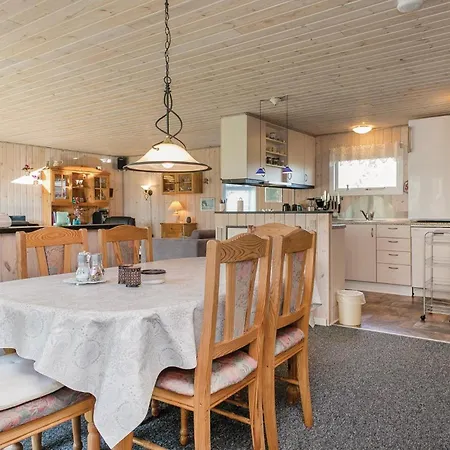 Tranevej Storvorde X Holiday home Egense